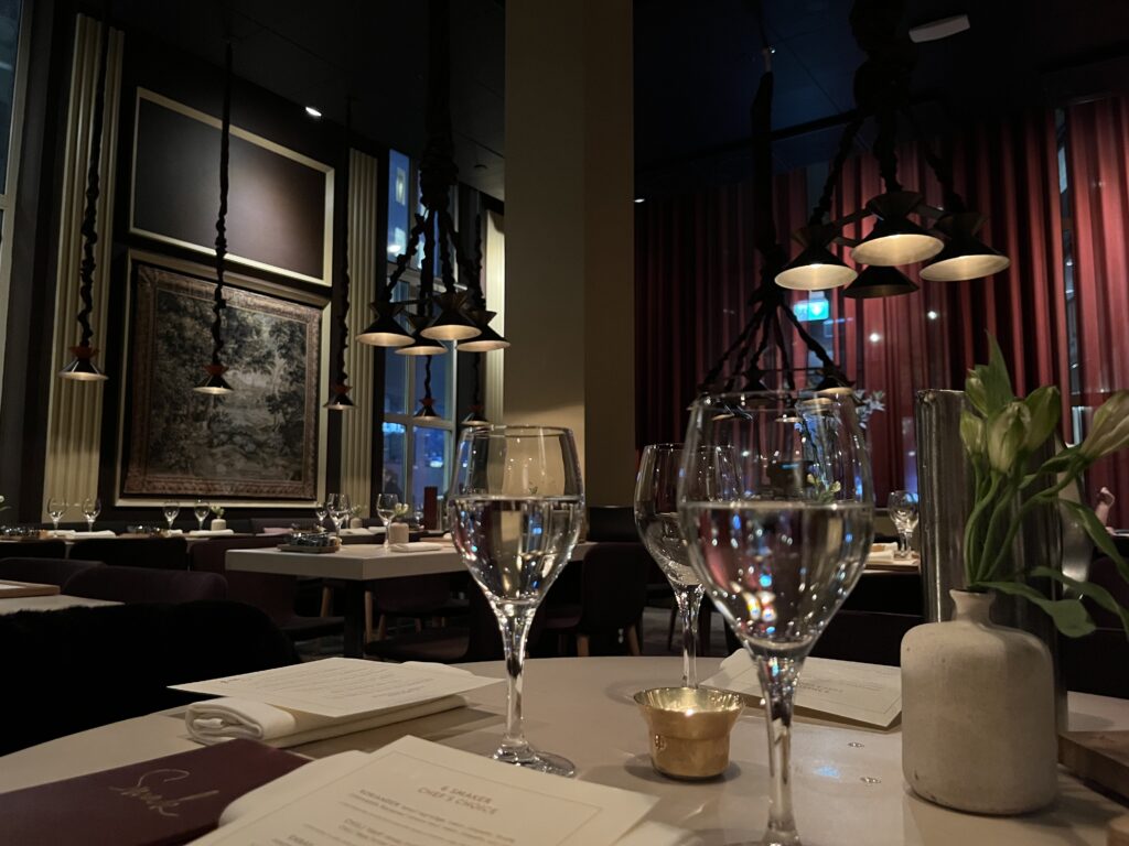 image shows the interior of Smak, a tasting restaurant located in the middle of Stockholm